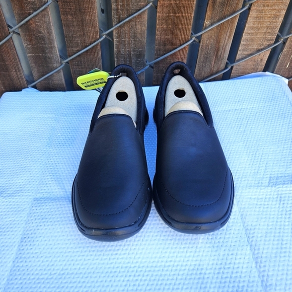 Skechers Women's Sneakers Size 6 - Picture 5 of 16